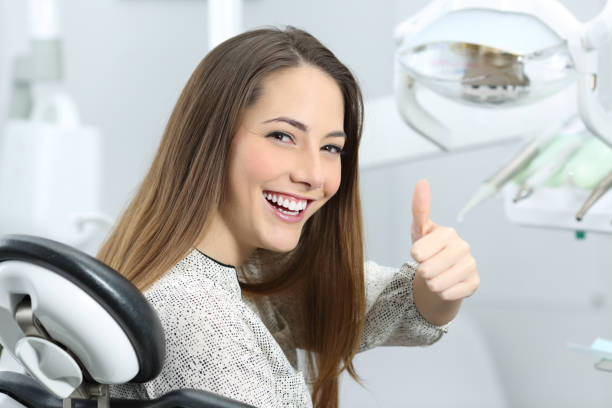 Best Tooth Extraction  in Roosevelt Gardens, FL